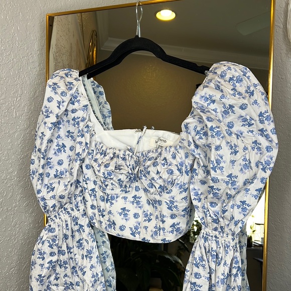 HOUSE OF CB 'Millicent' Blue Print Cropped Corset Top - Picture 12 of 13